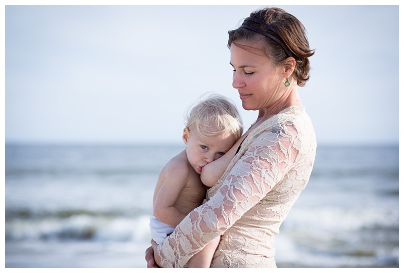 Wilmington NC photographer beach breastfeeding_0032.jpg